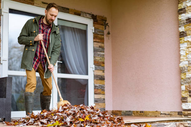 Best Construction Debris Removal  in Saratoga Springs, NY